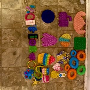 33 fidgets, for 40 dollars